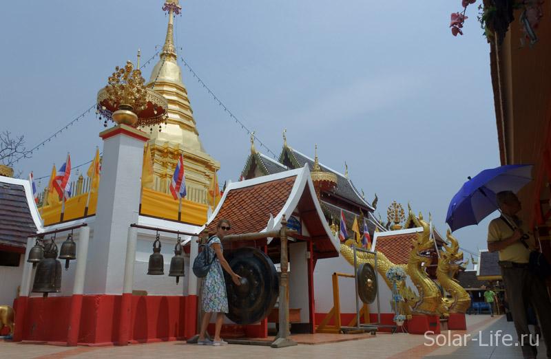  Wat-Phra-That-Doi-Kham